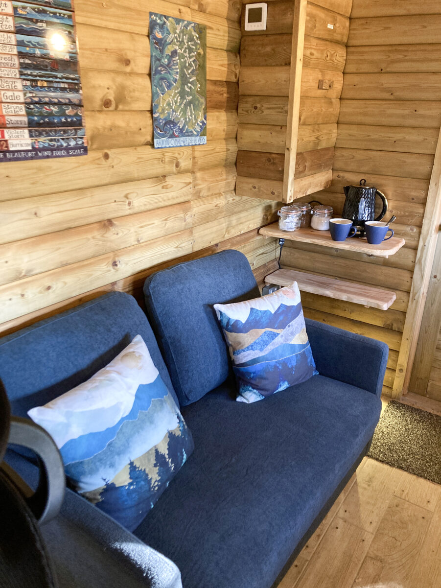 tea & coffee in the bird hide